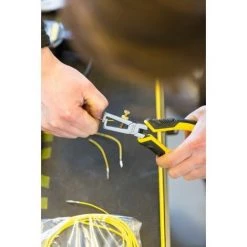 STANLEY - Pince à Dénuder 150mm - STHT0-75068 -STANLEY Soldes 41328592 3