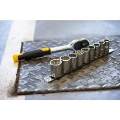 STANLEY - Cliquet 72 Dents 3/8" + 10 Douilles - STMT82670-0 - Jeu De 11 Pièces 8 STANLEY - Cliquet 72 Dents 3/8" + 10 Douilles - STMT82670-0 - Jeu De 11 Pièces -STANLEY Soldes 41328606 2