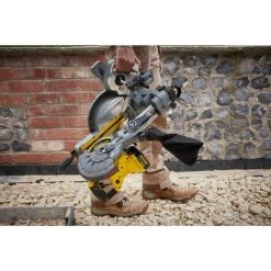 Scie Circulaire Sur Table 18V Gamme FATMAX V20, 190 Mm, 1 Lame 40 Dents, Avec 1 Batterie 4Ah Et 1 Chargeur 2h - STANLEY Fatmax SFMCS701M1-QW -STANLEY Soldes 46233474 5